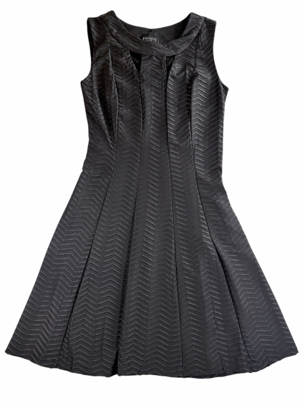 Enfocus Studio Black Textured Chevron Fit & Flare Sleeveless Dress Cutout Size 6
